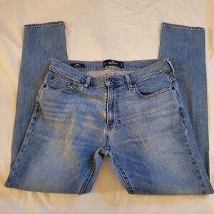 EUC Hollister Medium Wash Epic Flex Skinny Jean-  Mens Size 32.